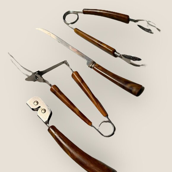 Vintage Brown Bakelite Utensil Set 1950s Tongs Knife Sharpener Fork - Picture 2 of 13